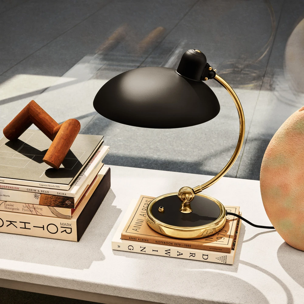 FRITZ HANSEN Kaiser Idell Luxus noir mat/laiton - Conforme aux Normes de Sécurité