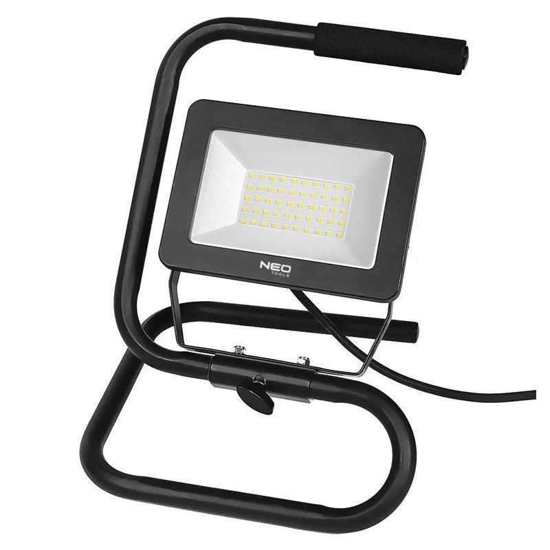 Projecteur léger et mobile NEO TOOLS 99-063 SMD 50W
