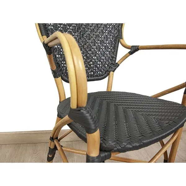 Chaise Balinaise Noire en Bambou et Rotin avec Accoudoirs avec compartiments intégrés