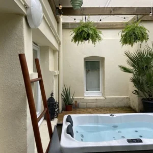 CosyRouen Bouquet Jacuzzi parking sans frais Compact pour Bureau