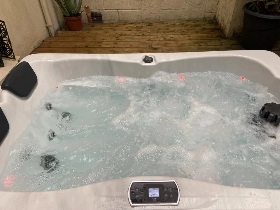 CosyRouen Bouquet Jacuzzi parking sans frais Compact pour Bureau