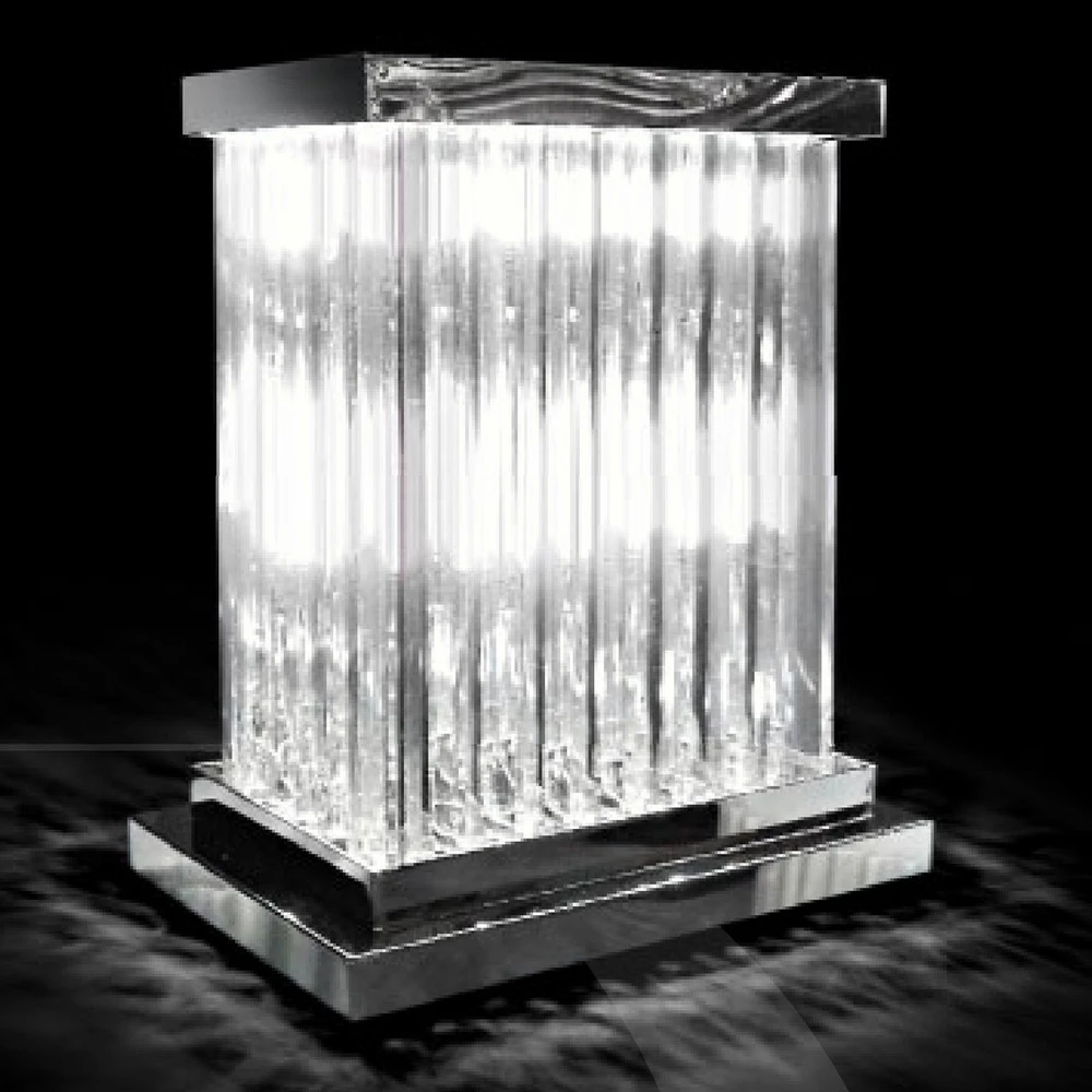 Belle lampe à poser Dorico cristal avec mémoire de positions