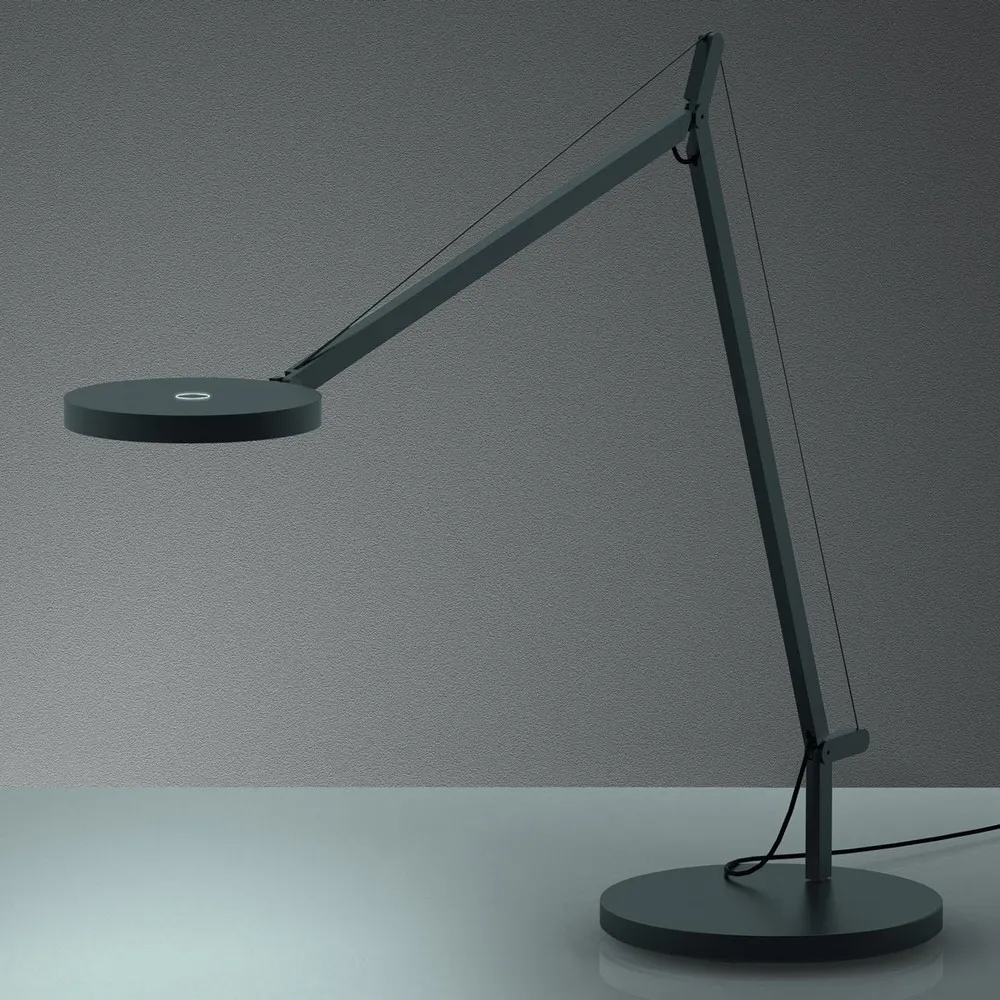 Bureau d'angle Lampe à poser LED de designer Demetra, 3 000 K