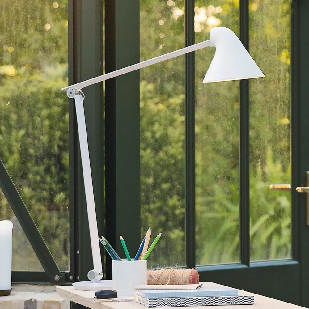 Louis Poulsen NJP lampe de table 2 700 K blanche Dimensions 160x80 cm