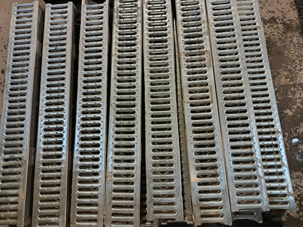 Caniveau acier galvanisé - 1000 x 95 x 130 mm (corps résine)