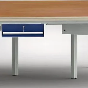 Etabli régulier KLW de forme hexagonale avec plateau multiplex en hêtre de forme hexagonale 2338 x 2700 x 40 mm L x l x P...