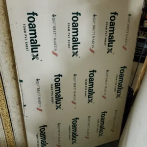 Foamboard / Carton mousse 122 x 82,5 x 1 pour projets créatifs