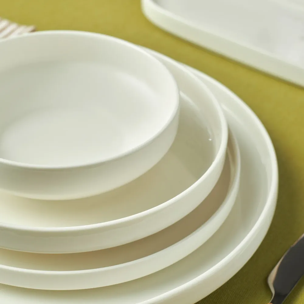 Karaca Stream Bone Sirius Service De Table 53 Pièces 12 Personnes Blanc