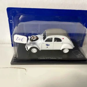 Citroën 2CV Sahara blanche de 1962 la Poste - PTT Lot de 2 chariots