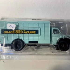 Camion Berliet GLR8 M2 vert pâle aliments pour bétails GRACE-DIEU-AVANNE - collection Hachette pour étudiants