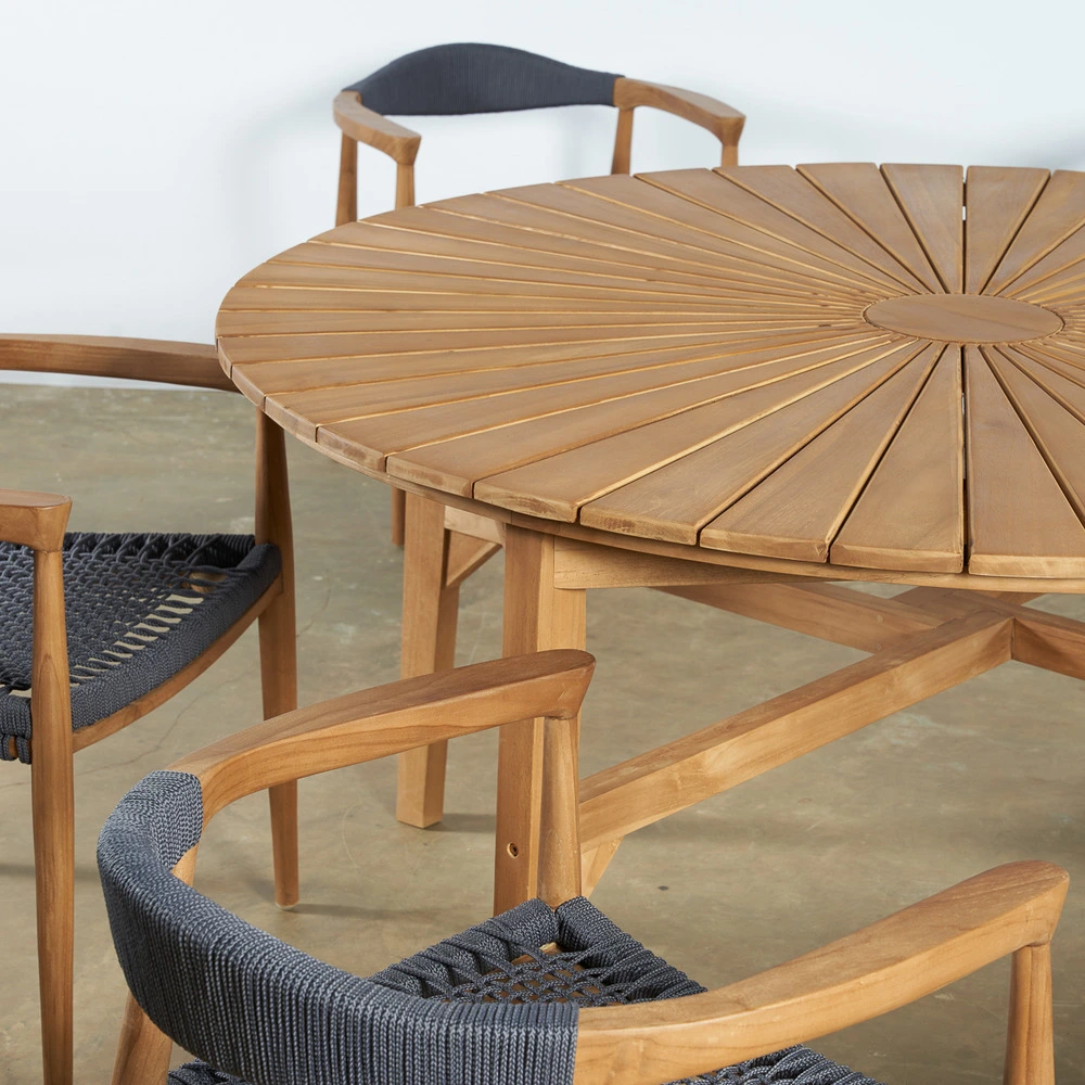 Ensemble table ronde en teck et 6 fauteuils en teck et corde avec tiroir à verrouillage