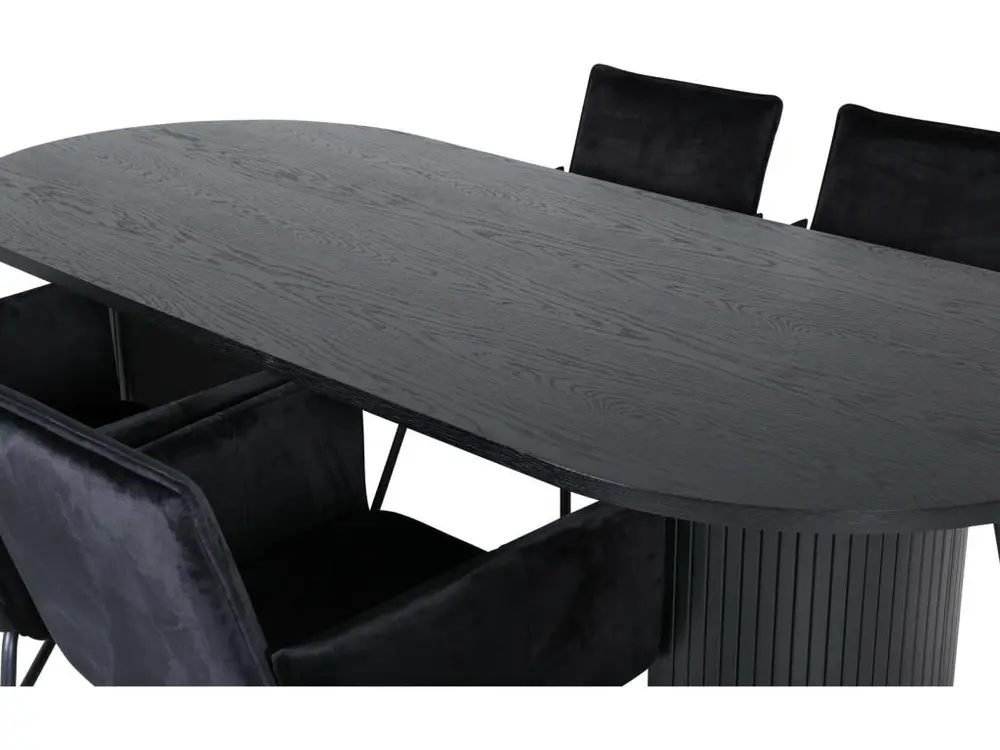 Surface de travail antidérapante BiancaBL ensemble table, table noir et 4 Pippi chaises Velours noir.