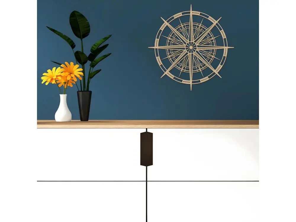 Décoration murale en bois boussole