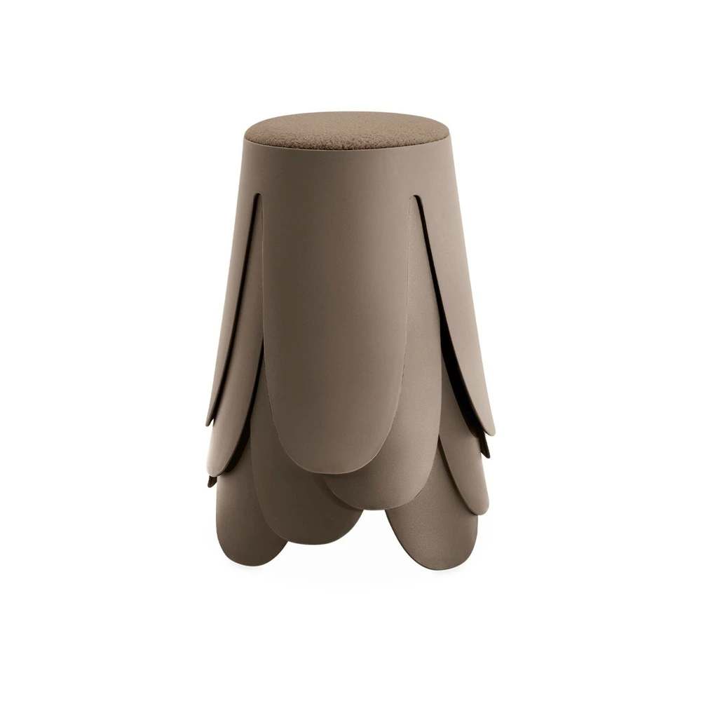 Set de 4 tabourets empilables marrons. Bouclette texturée. Niki. Ø30 / 44 x h46cm
