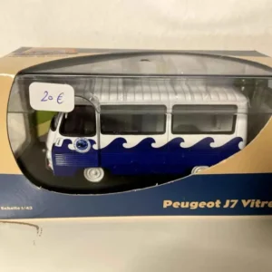 Chariot à tiroirs Peugeot J7 vitré bleu et blanc avec la publicité SEL LA BALEINE