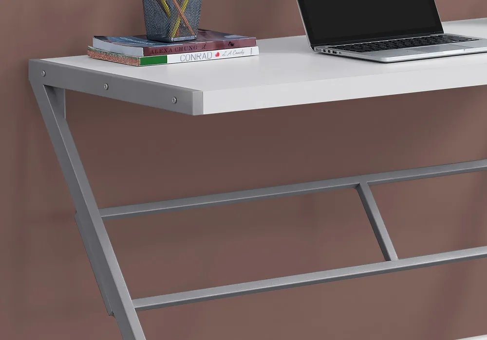 BUREAU D'ORDINATEUR - 48"L / BLANC / METAL ARGENT