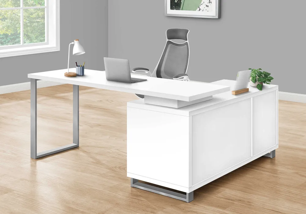 BUREAU D'ORDINATEUR - 72"L EN COIN EXÉCUTIF BLANC / ARGENT ( Meuble Mtl )