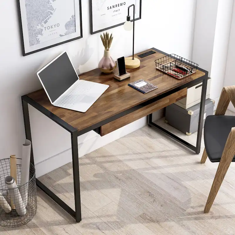 Bureau d'ordinateur contemporain en acier de 50 pouces avec ports USB de Furniture America