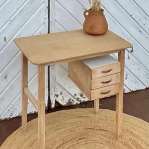 Bureau enfant vintage des années 60 en bois brut