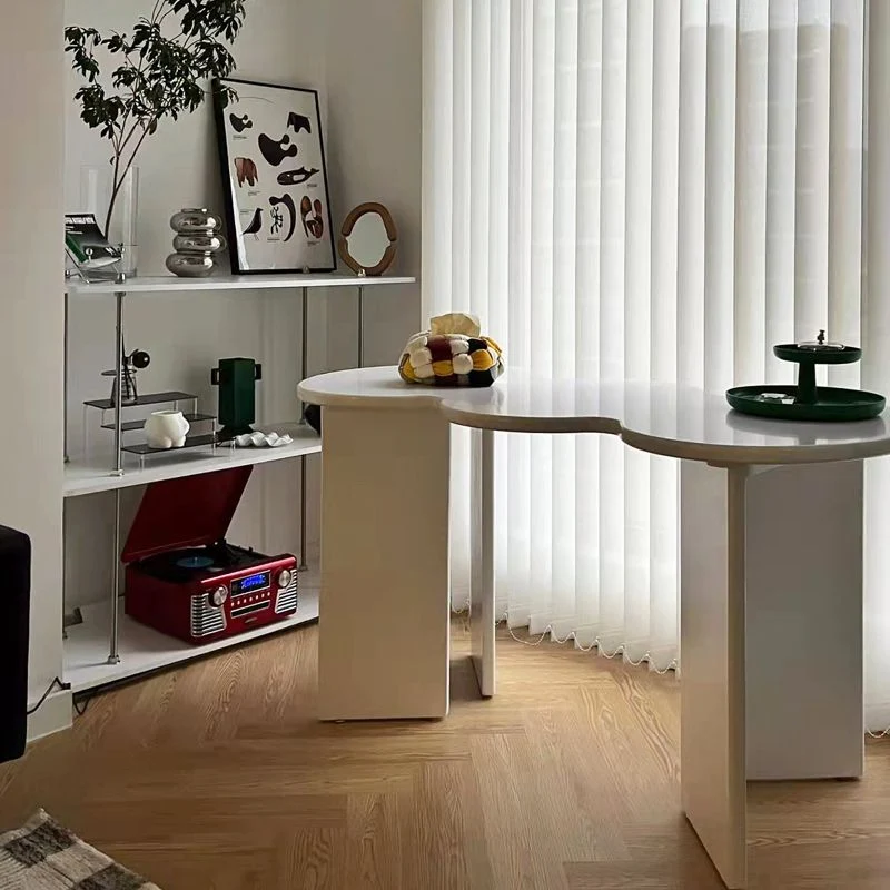 Bureau de bureau en bois de forme irrégulière, bureau d'écriture blanc/noir/jaune pour le bureau Clearhalo