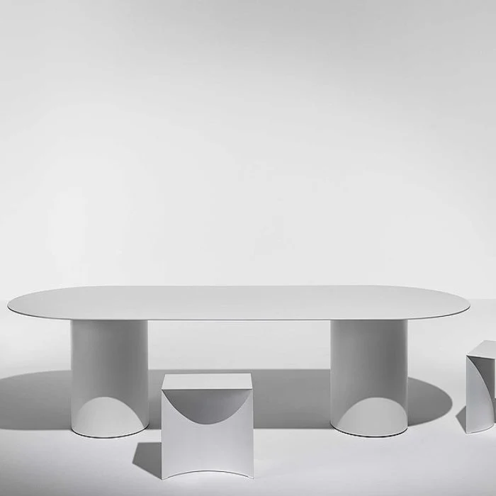 Bureau de bureau ovale contemporain Bureau d'écriture en bois de pin blanc Clearhalo