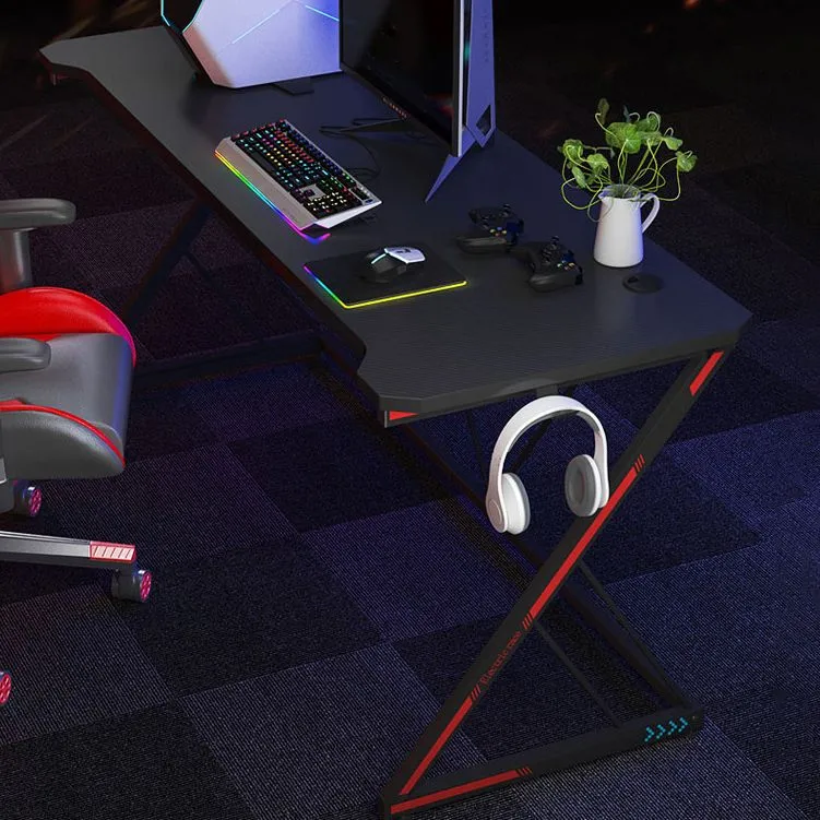 Bureau de chambre à coucher de couleur noire avec pieds de table en acier, bureau de jeu moderne Clearhalo