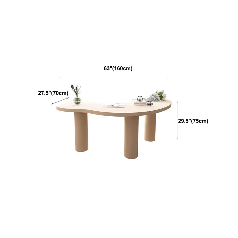 Bureau contemporain de forme non conventionnelle, bureau d'écriture en bois massif pour la maison Clearhalo