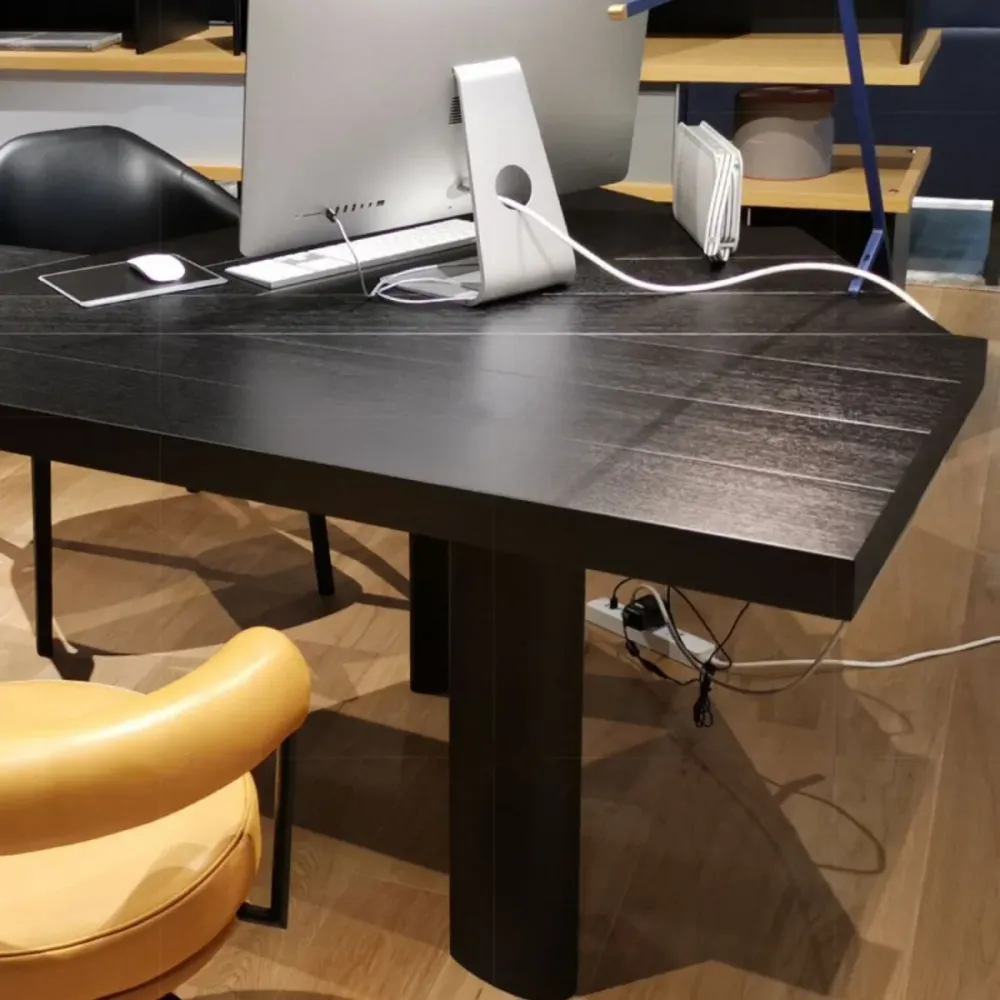 Bureau d'écriture contemporain en bois massif avec pieds Clearhalo