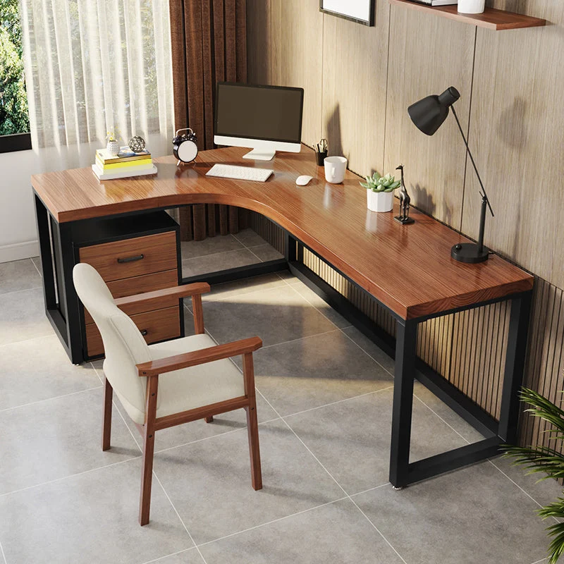 Bureau de direction en forme de L Bureau d'écriture marron et noir en pin et métal Clearhalo