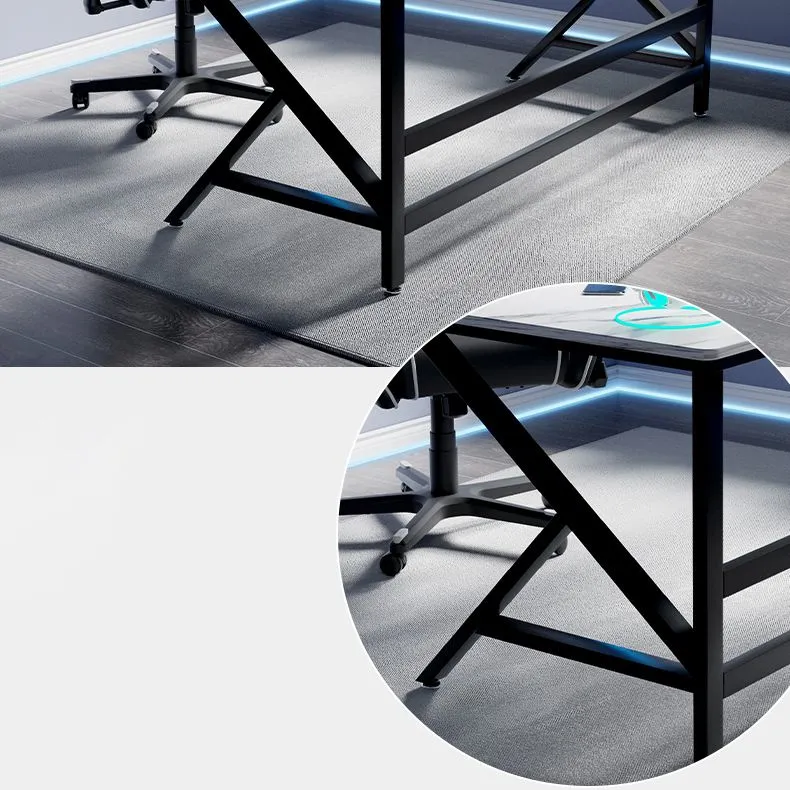 Bureau d'ordinateur contemporain en pierre avec pieds noirs Clearhalo