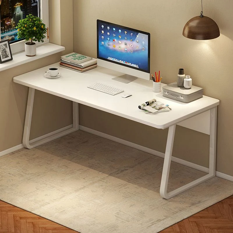 Bureau d'ordinateur incurvé à finition antique de bureau industriel de 23,62 po de largeur Clearhalo
