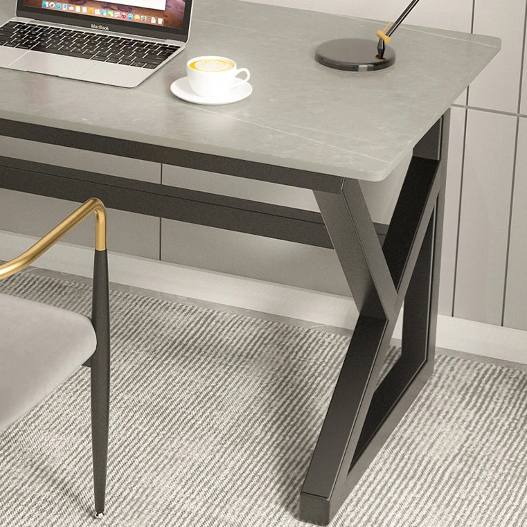 Bureau d'ordinateur rectangulaire au fini antique, bureau industriel avec pieds en métal Clearhalo