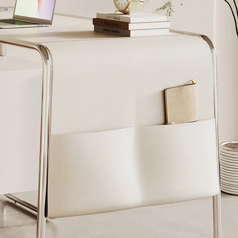 Bureau Glam à base d'acier inoxydable, bureau d'écriture à domicile en cuir avec selle Clearhalo