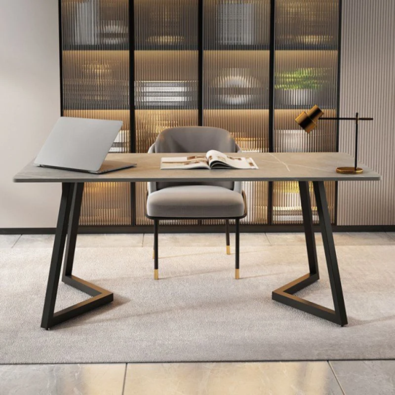 Bureau en pierre frittée de style contemporain avec base de traîneau en métal Clearhalo