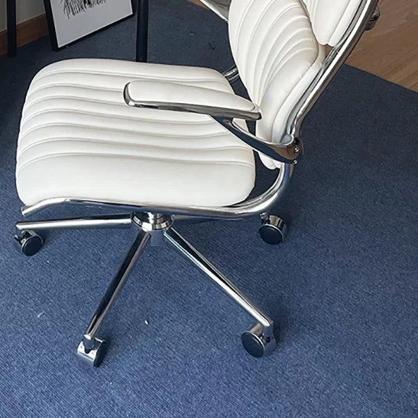 Chaise de bureau à bras rembourrés moderne, chaise de bureau ergonomique en cuir sans détresse avec roulettes Clearhalo