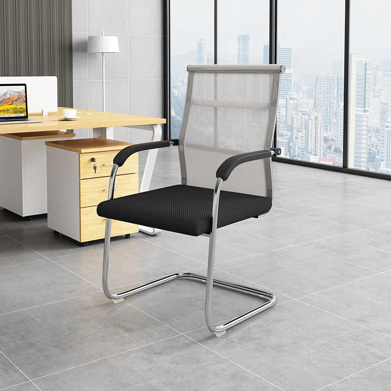 Chaise de bureau contemporaine AirGrid noire respirante de 18 po de largeur Clearhalo
