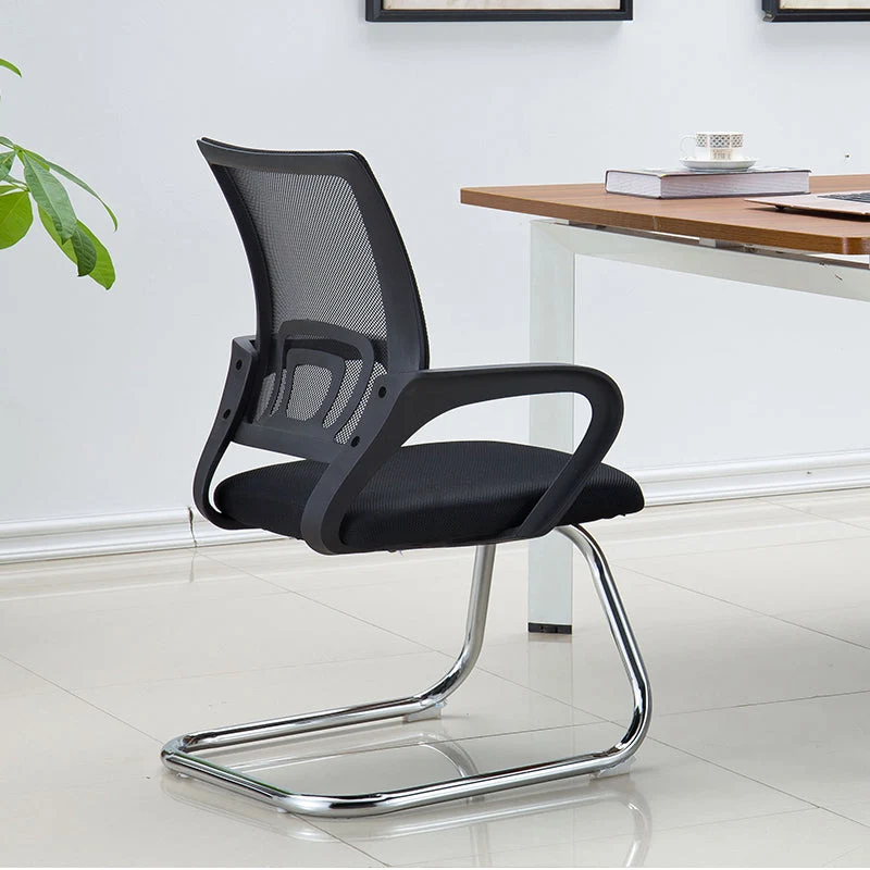 Chaise de bureau ergonomique en maille avec bras de style contemporain Clearhalo