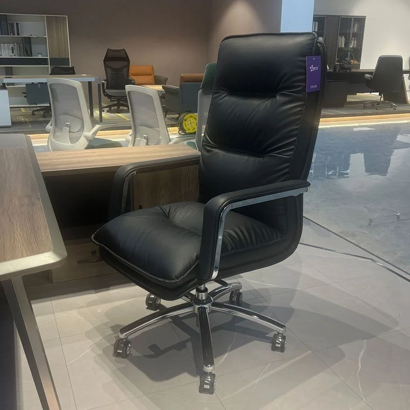 Chaise de bureau de gestion en cuir moderne à bras fixes avec roulettes Clearhalo