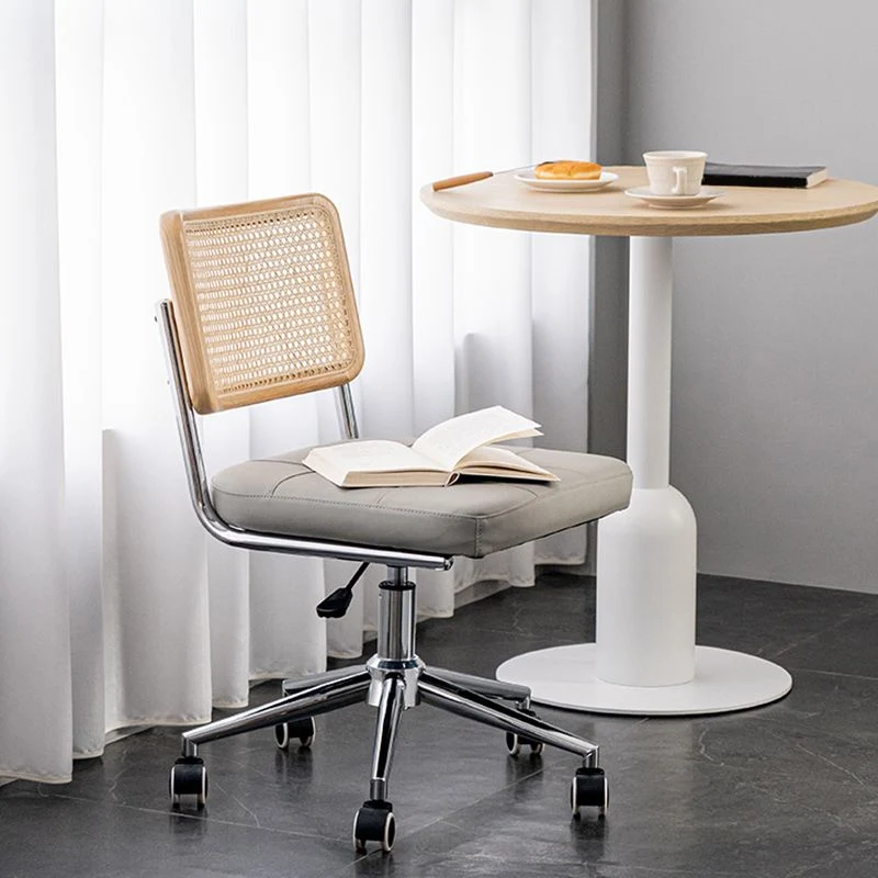 Chaise de bureau moderne en cuir, siège réglable en hauteur, avec roulettes Clearhalo