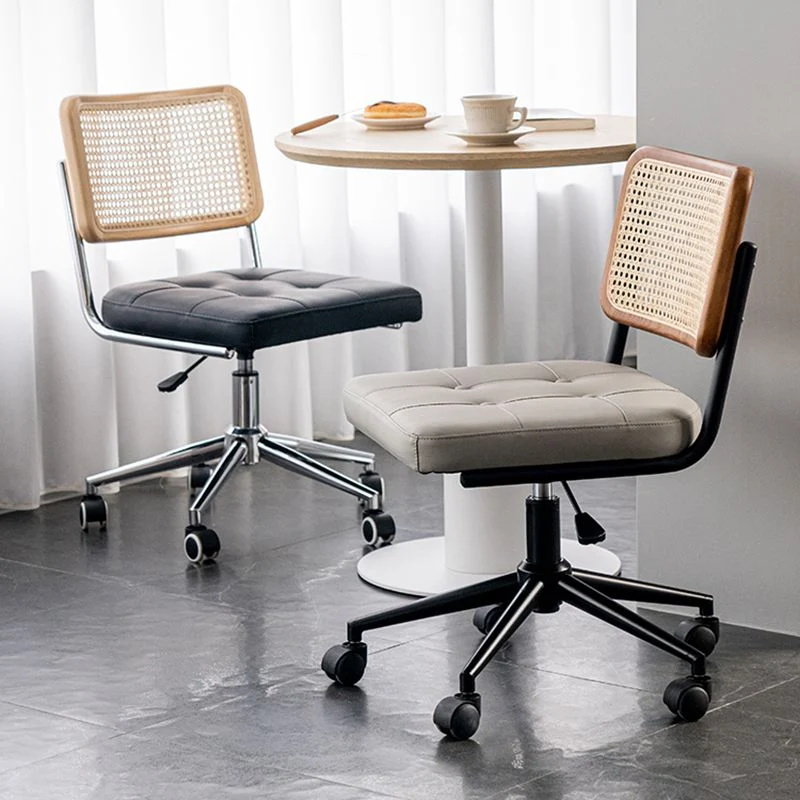 Chaise de bureau moderne en cuir, siège réglable en hauteur, avec roulettes Clearhalo