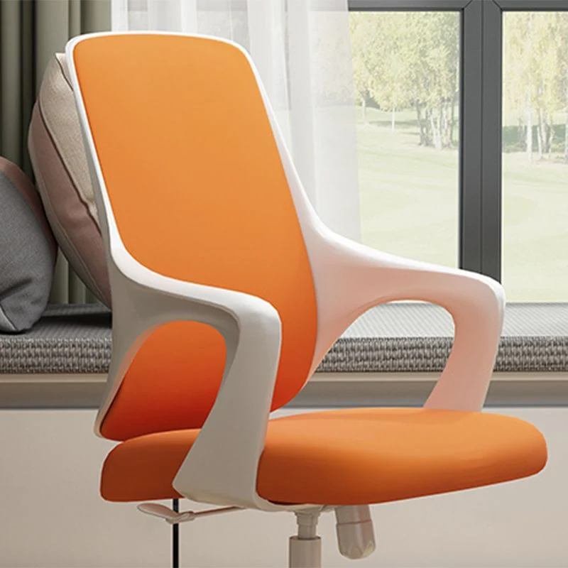 Chaise de bureau moderne en maille à dossier moyen avec accoudoirs inclus et roulettes Clearhalo