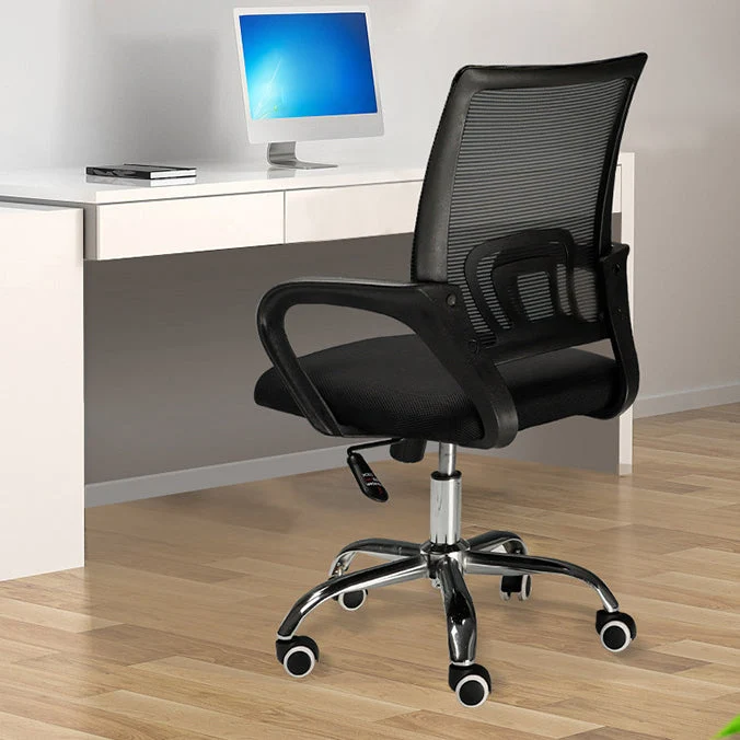 Chaise de bureau pivotante en maille moderne, chaise à bras fixes à dossier moyen avec roulettes Clearhalo