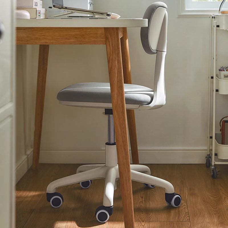 Chaise de bureau rembourrée pivotante de chaise de bureau contemporaine de 22 po de large Clearhalo