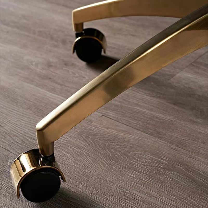 Chaise de bureau rotative en cuir avec dossier moyen et base en acier Clearhalo