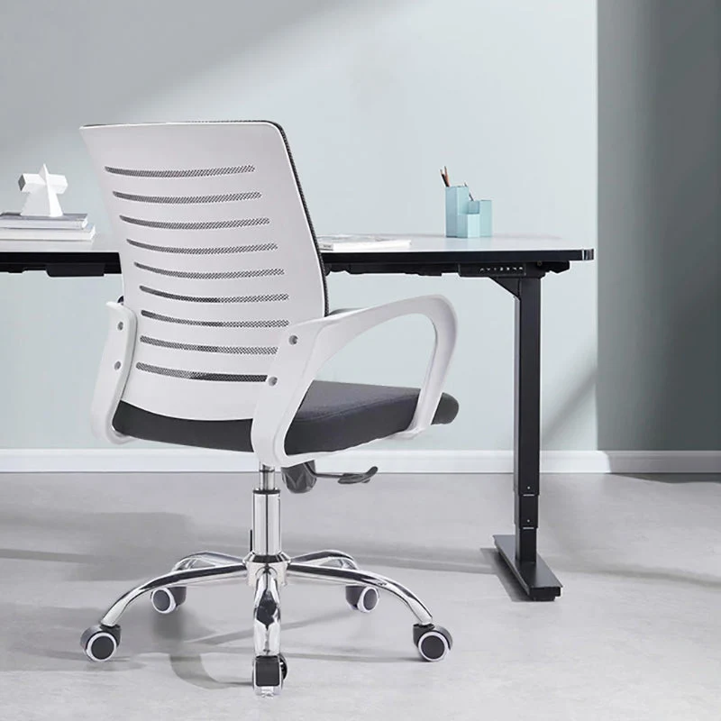 Chaise de bureau de style moderne, chaise de bureau ergonomique à dossier moyen avec accoudoirs Clearhalo
