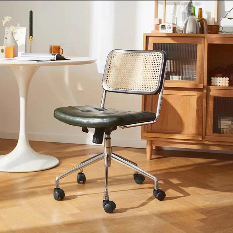 Chaise pivotante de style moderne, chaise de bureau à dossier bas avec roulettes Clearhalo