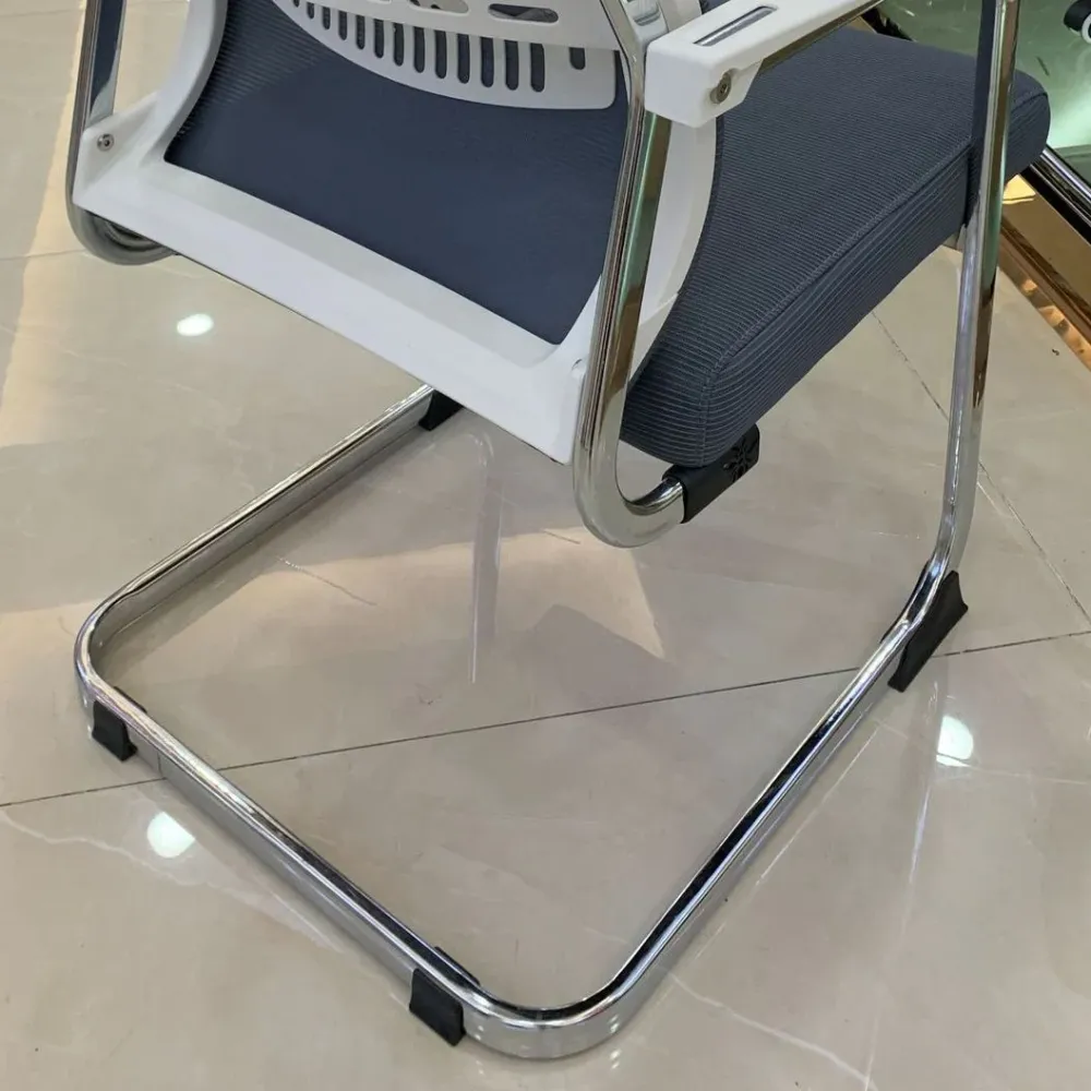 Fauteuil contemporain gris, chaise de bureau rembourrée respirante AirGrid Clearhalo