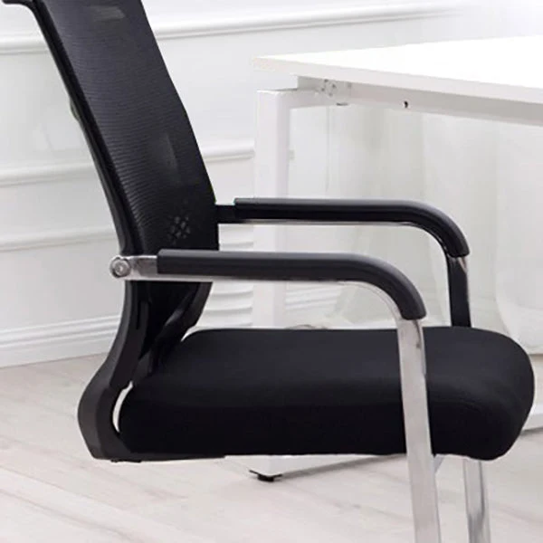 Maison fixe de chaise de bureau de dossier de mi de bras aucune chaise de bureau de maille de roues Clearhalo
