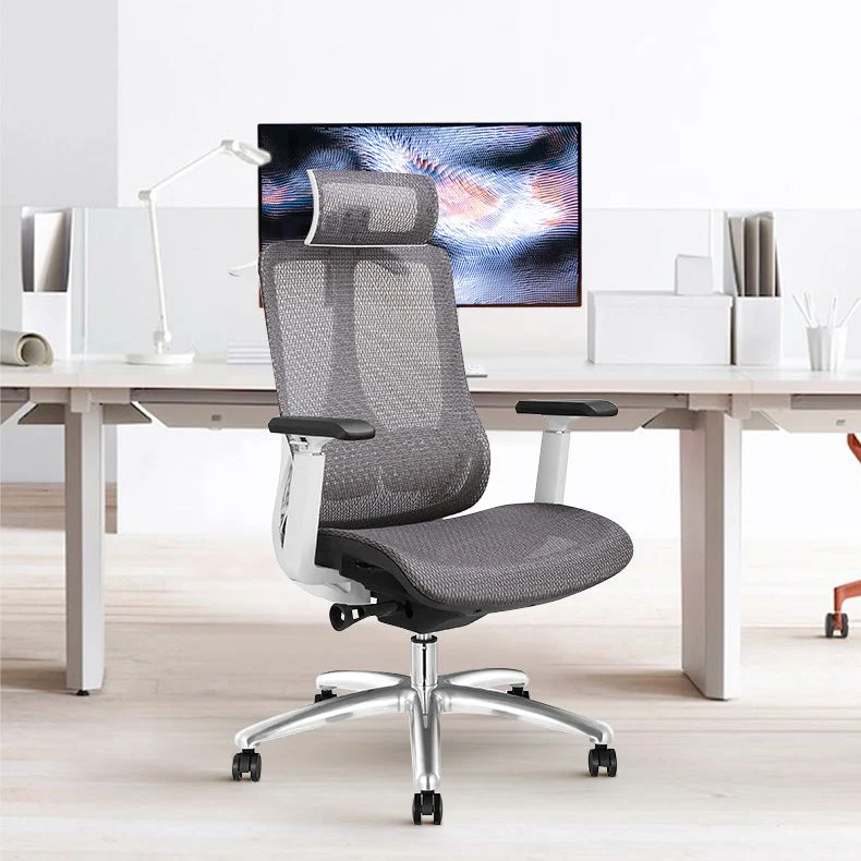 Milieu rotatif moderne de maille de chaise de bureau/chaise de bureau à dossier élevé avec des roues Clearhalo