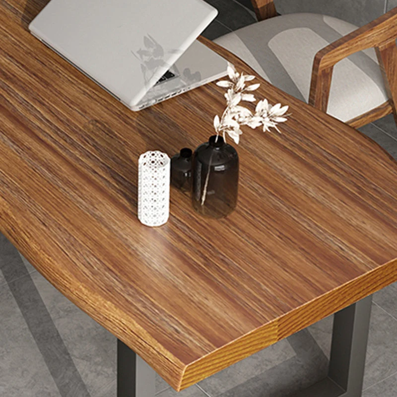 Table de bureau de forme libre, bureau industriel avec base Seld Clearhalo